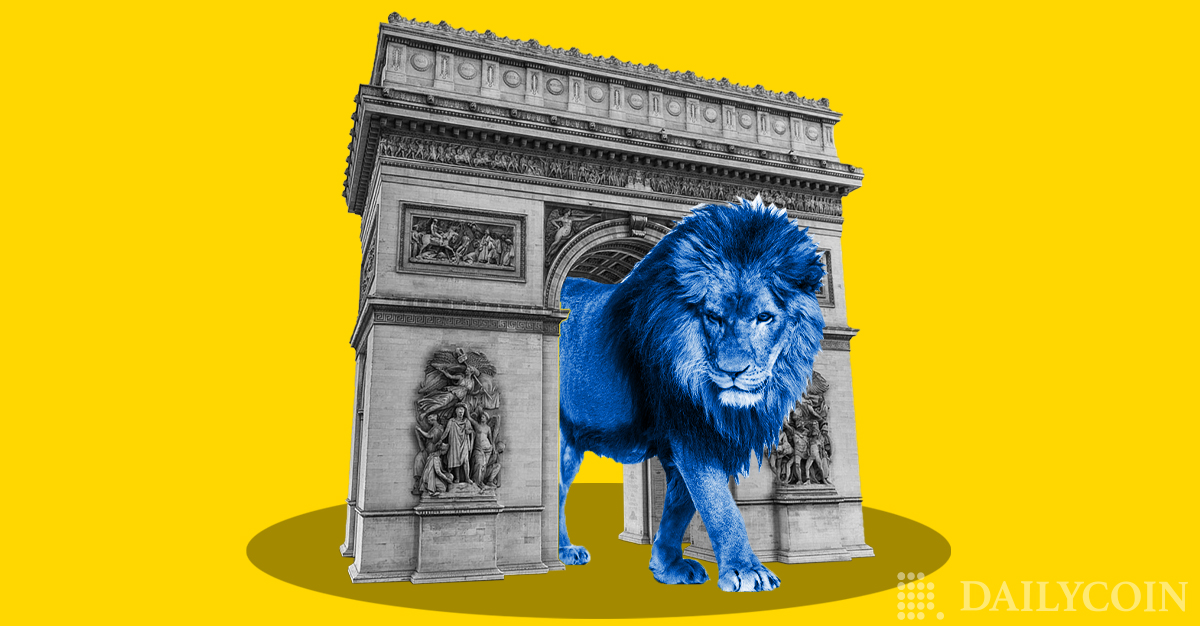 lion crypto.com paris arc de triomph