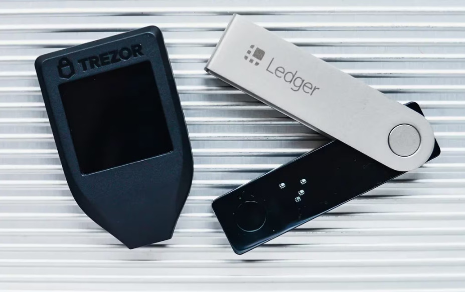 Cyber monday Ledger and Trezor hardware wallets.