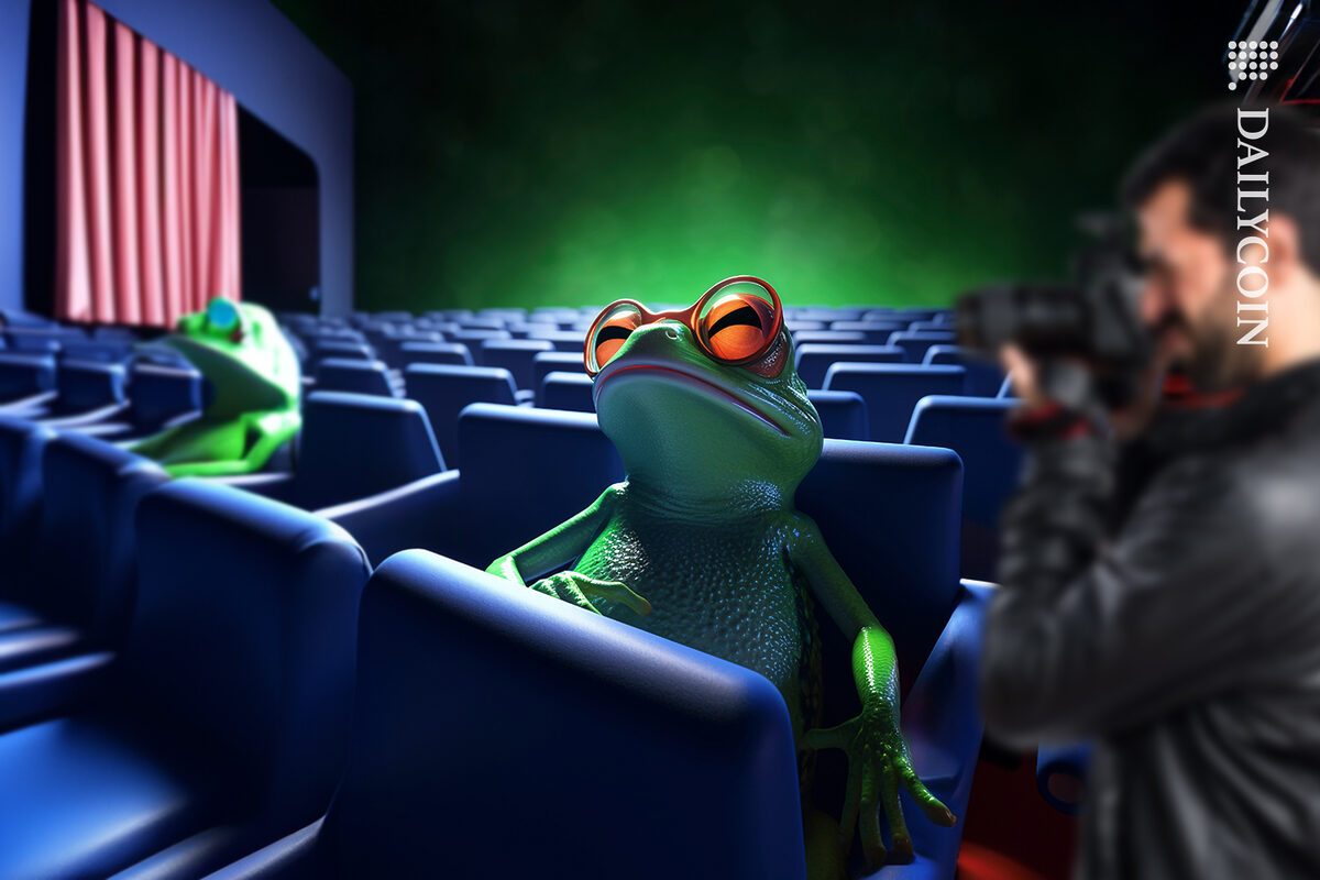 Pepe is chilling in the cinema as paparazzi takes a picture of him.